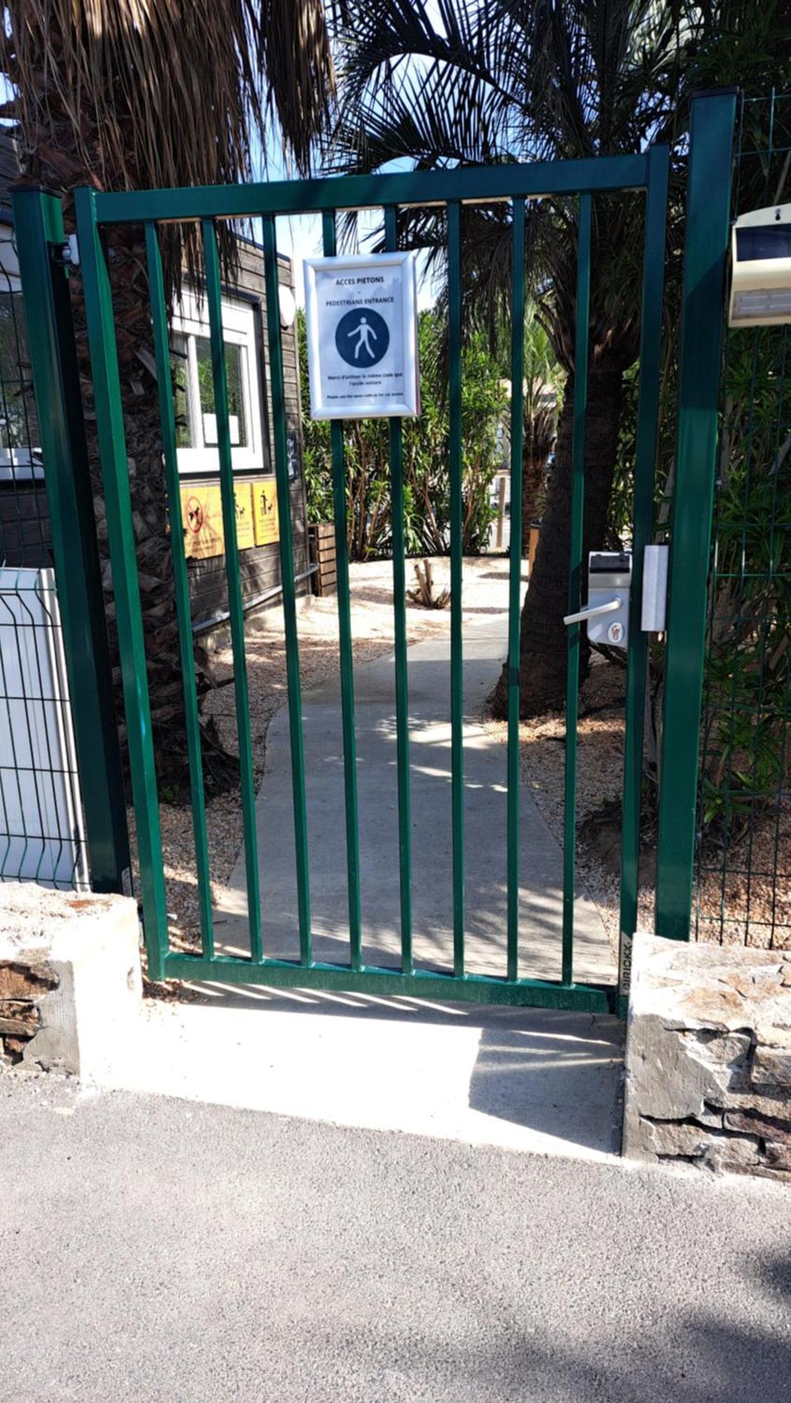 Mobile Home Climatise 3 Chambres A Narbonne Plage Exterior photo